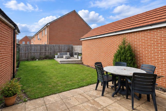 Falcon Drive, Didcot photo 4