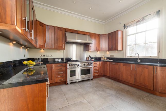 8, Binswood Avenue, Leamington Spa photo 4