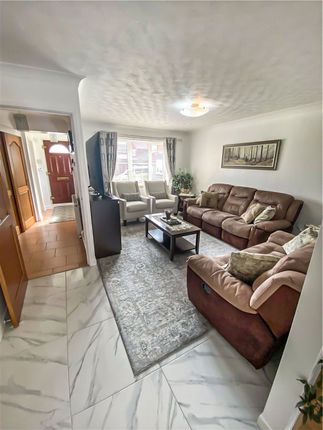 21, Harebell Close, Chester photo 2