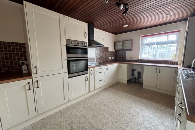 47 Fore Street, St. Dennis photo 2