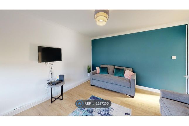 Helston Road, Leeds photo 5