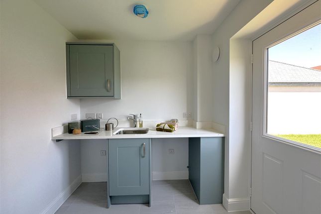 123, Grace Green, Chesil Reach, Chickerell photo 4