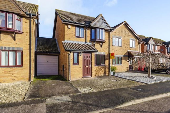 Thumbnail Detached house to rent in Falcon Mead, Bicester
