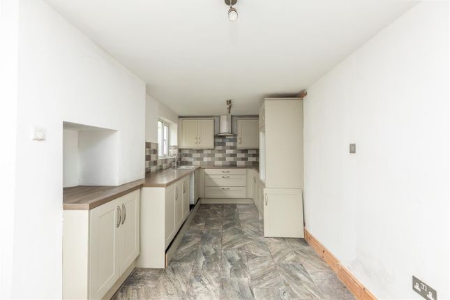 6, Myrtle Hill, Llanelli photo 3