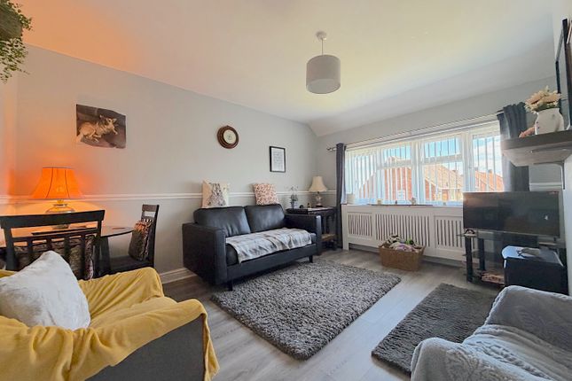 12, Baylis Avenue, Wolverhampton photo 2