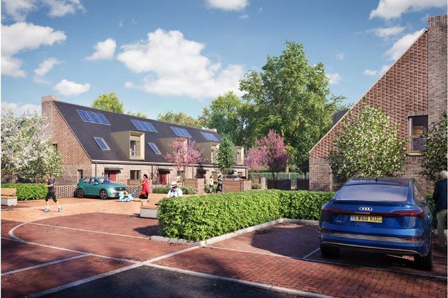 3-bed house on The Oak, Oakfield, Swindon, £365,000