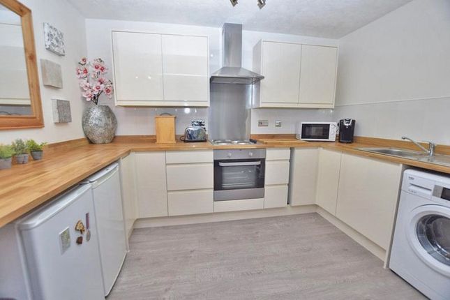 Flat to rent in Chiltern Close, Downswood, Maidstone
