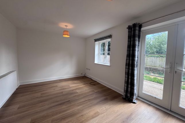 12, Beaver Place, Worksop photo 4