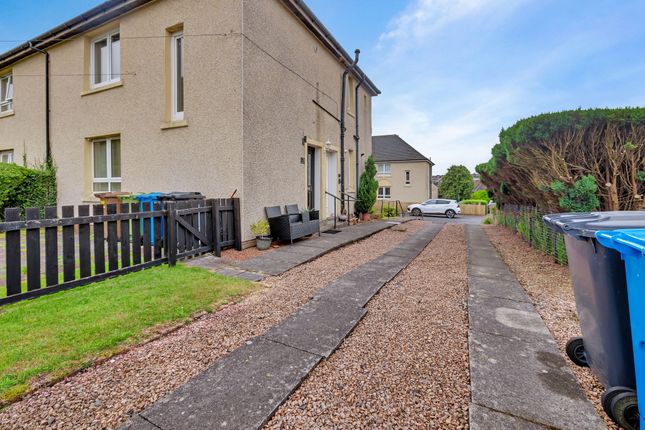 28 Levern Crescent, Glasgow photo 4