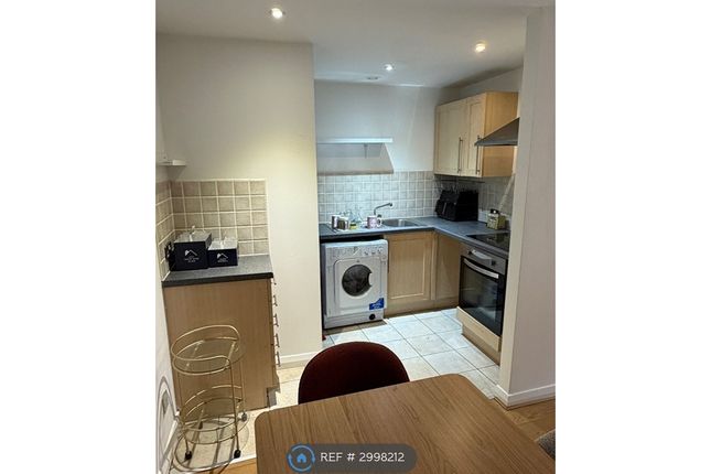 Apartment 9 Liberty Place, 10 Madison Square, Liverpool, Merseyside, L1 5FD photo 4