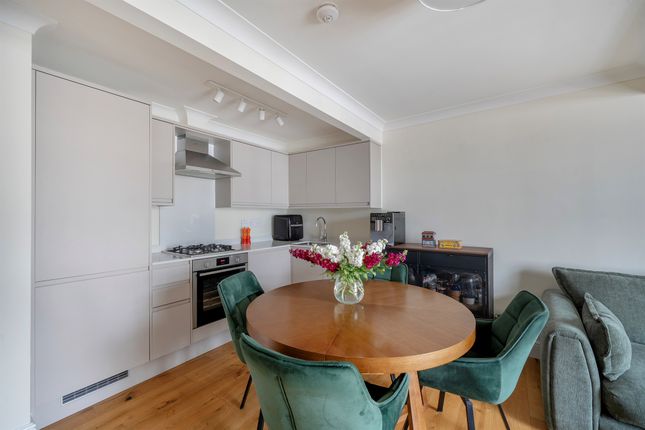 Flat 4, 7A, Chequer Street, St. Albans photo 4