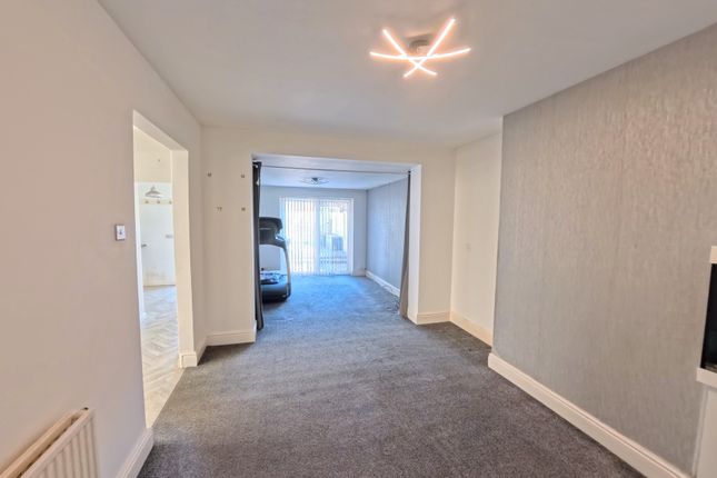 6, The Drive, Weston Super Mare photo 4
