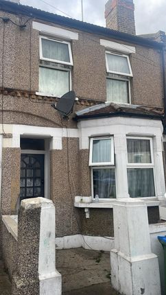 Terraced house for sale in Coxwell Road, Plumstead, Greenwich, London