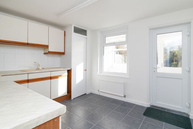 Terraced house to rent in Upper Fant Road, Maidstone