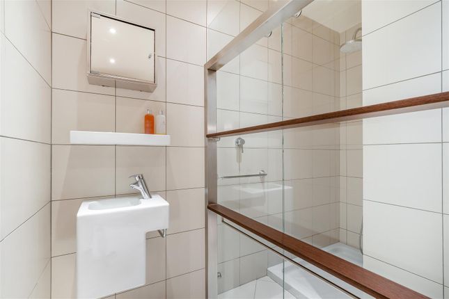 8645445-Interior46.Jpg
