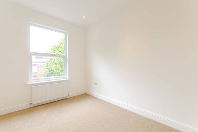 Flat to rent in Shirland Road, Maida Vale, London