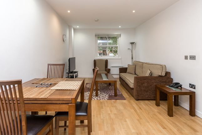 1 bed flat to rent in Earl's Court Road, Earls Court SW5