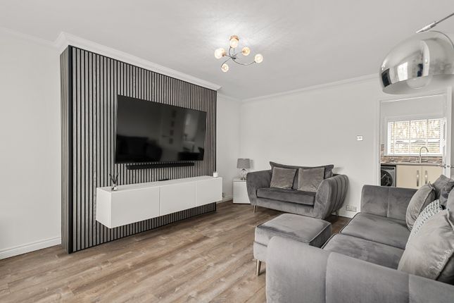 17, Park Place, Alloa photo 3