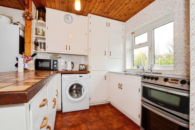 23, Butterfield Road, St. Albans photo 2