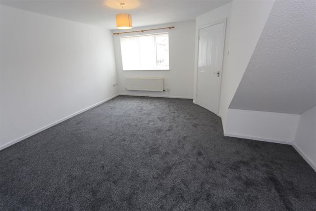 14., Dan Yr Ardd., Caerphilly photo 2