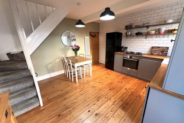 4, Town Lane, Neston photo 3