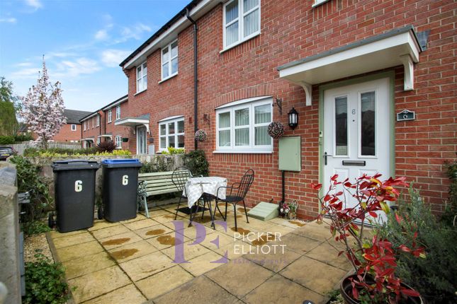 Terraced house for sale in Allen Close, Hinckley