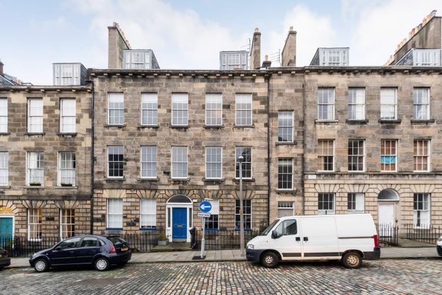 Thumbnail Flat to rent in Union Street, Edinburgh