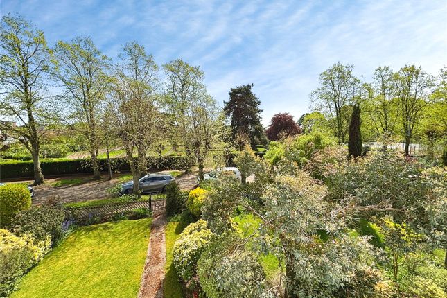 23, The Grove, South Yorkshire photo 2