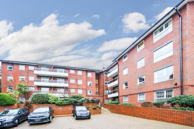 Thumbnail Flat for sale in Heathside, Finchley Rd