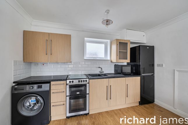 91, Copse Avenue, Swindon photo 2