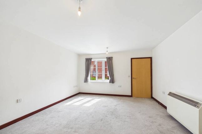 Flat 3, Veronica House,, St. William Court, Ipswich photo 3