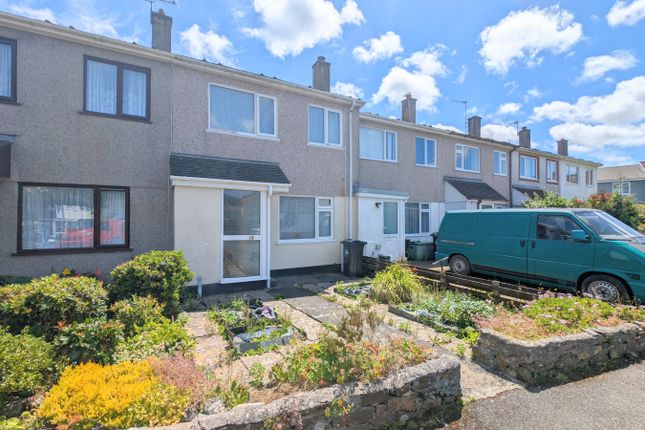 3 Bedroom Mid-Terrace House For Sale