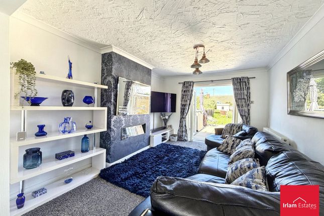 70 Sandy Lane, Manchester photo 2
