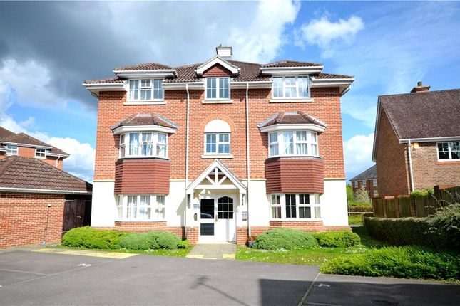 2 bed flat for sale in Maudit House, Rykmansford Road, Fleet GU51