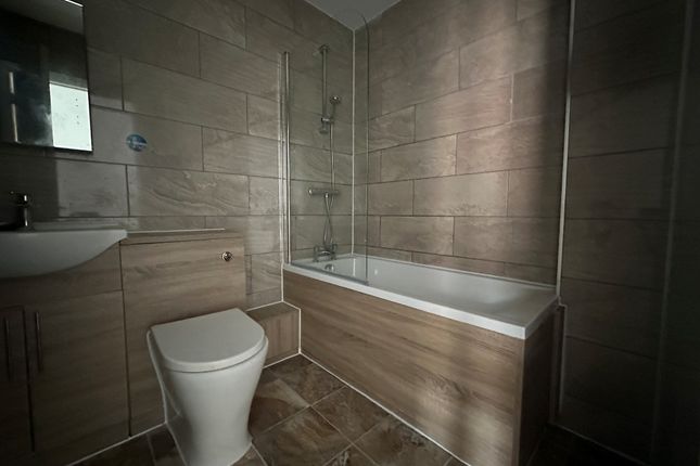 2, Baker House, Coffee Tavern Lane, Rushden photo 3
