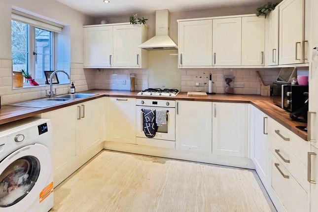 18, Pell Close, Sleaford photo 5