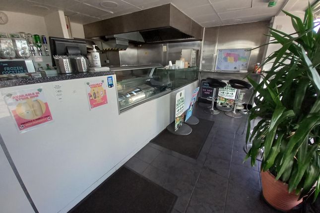 Thumbnail Restaurant/cafe for sale in Hot Food Take Away NG8, Nottinghamshire