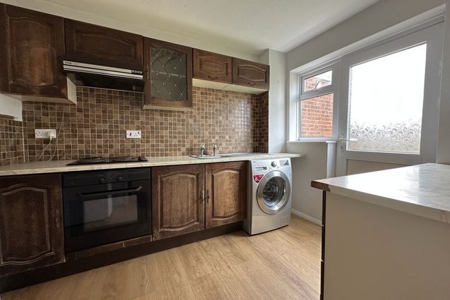 12, St Francis Close, Deal photo 4