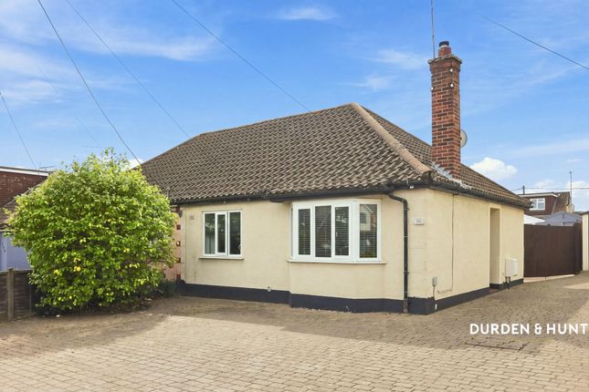 2-bed bungalow on 124 Grove Road, Rayleigh, £375,000
