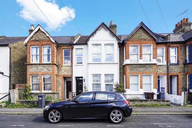 Terraced house for sale in Temple Road, Hounslow