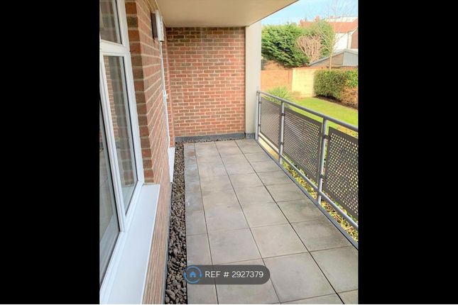 Flat, Riverlock Court Spring Gardens Road, High Wycombe photo 5