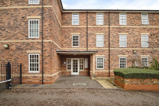 Thumbnail Flat for sale in Mill View Court, Beverley