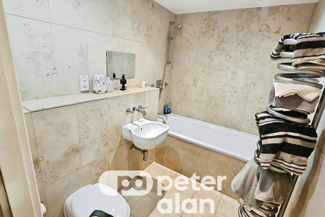 133, Cardiff photo 5