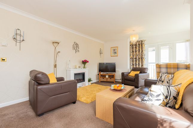 Flat 4, 3, Bankwood Drive, Kilsyth photo 4