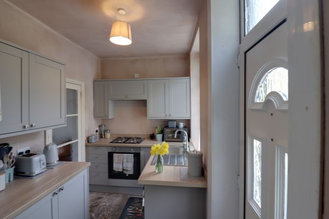 15, Calf Hey Terrace, Todmorden photo 3
