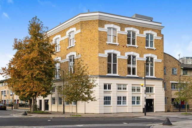 Thumbnail Maisonette for sale in Manor Place, Walworth, London