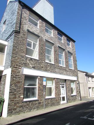 Office to let in West Street, Ramsey