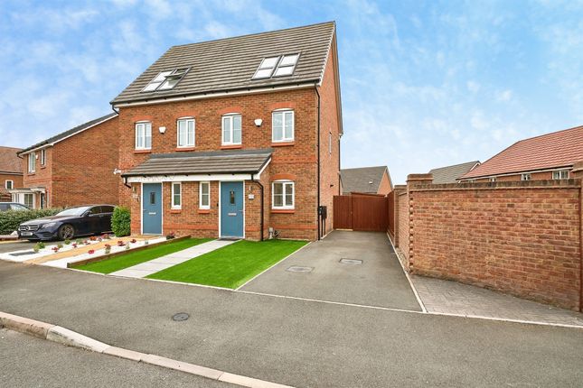 3-bed house on 27, Cardowen Place, Bilston, £290,000