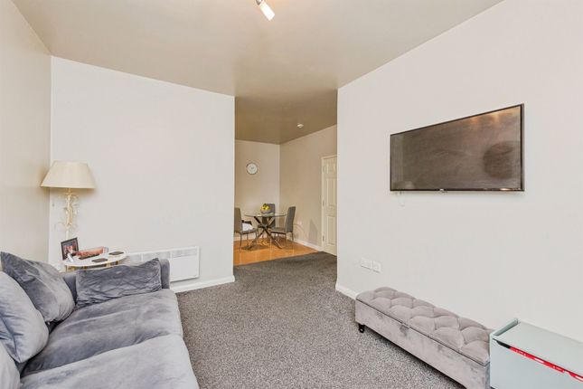 68, Trident Close, Birmingham photo 4