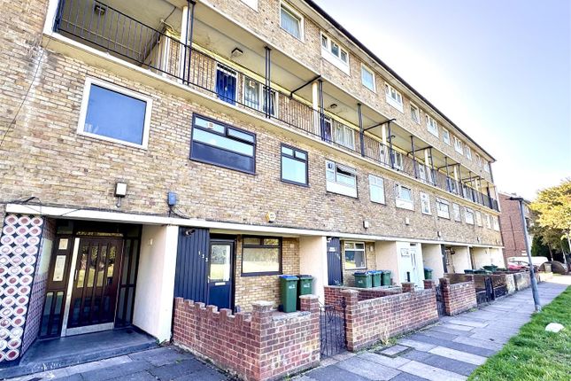 133, Harrow Manorway, Abbey Wood photo 3